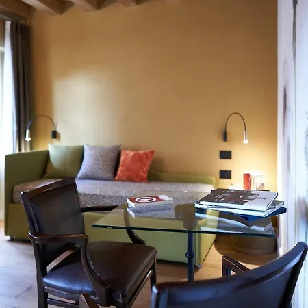 Delle Mercanzie Mini-hôtel Brescia