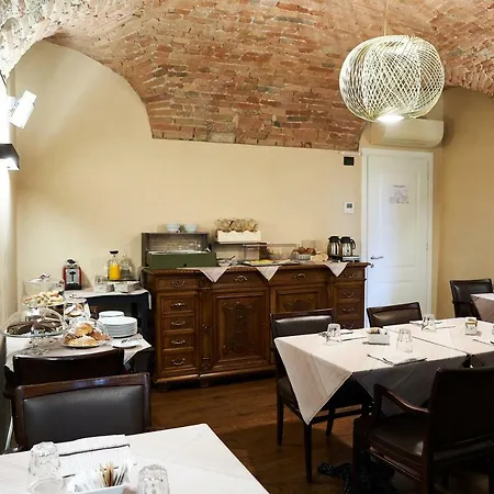 Delle Mercanzie Mini-hôtel Brescia